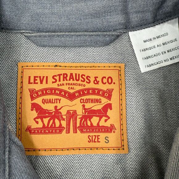 Levi's Women's Denim Trucker Jacket Small Gray Embellished Boho Patchwork - Picture 14 of 16